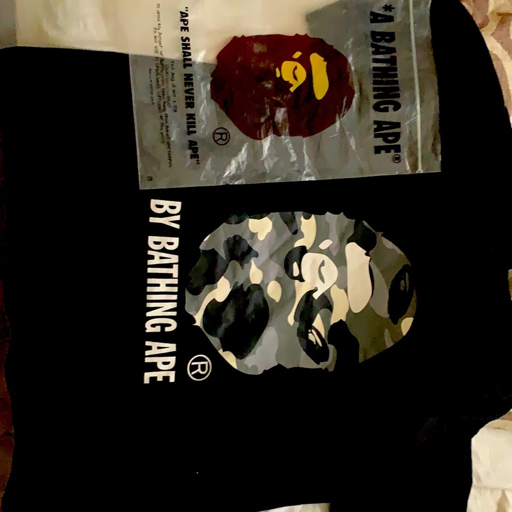 Bathing ape shirt Glow in the dark edition